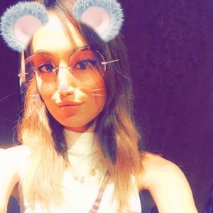 Meet your Posher, Wadha